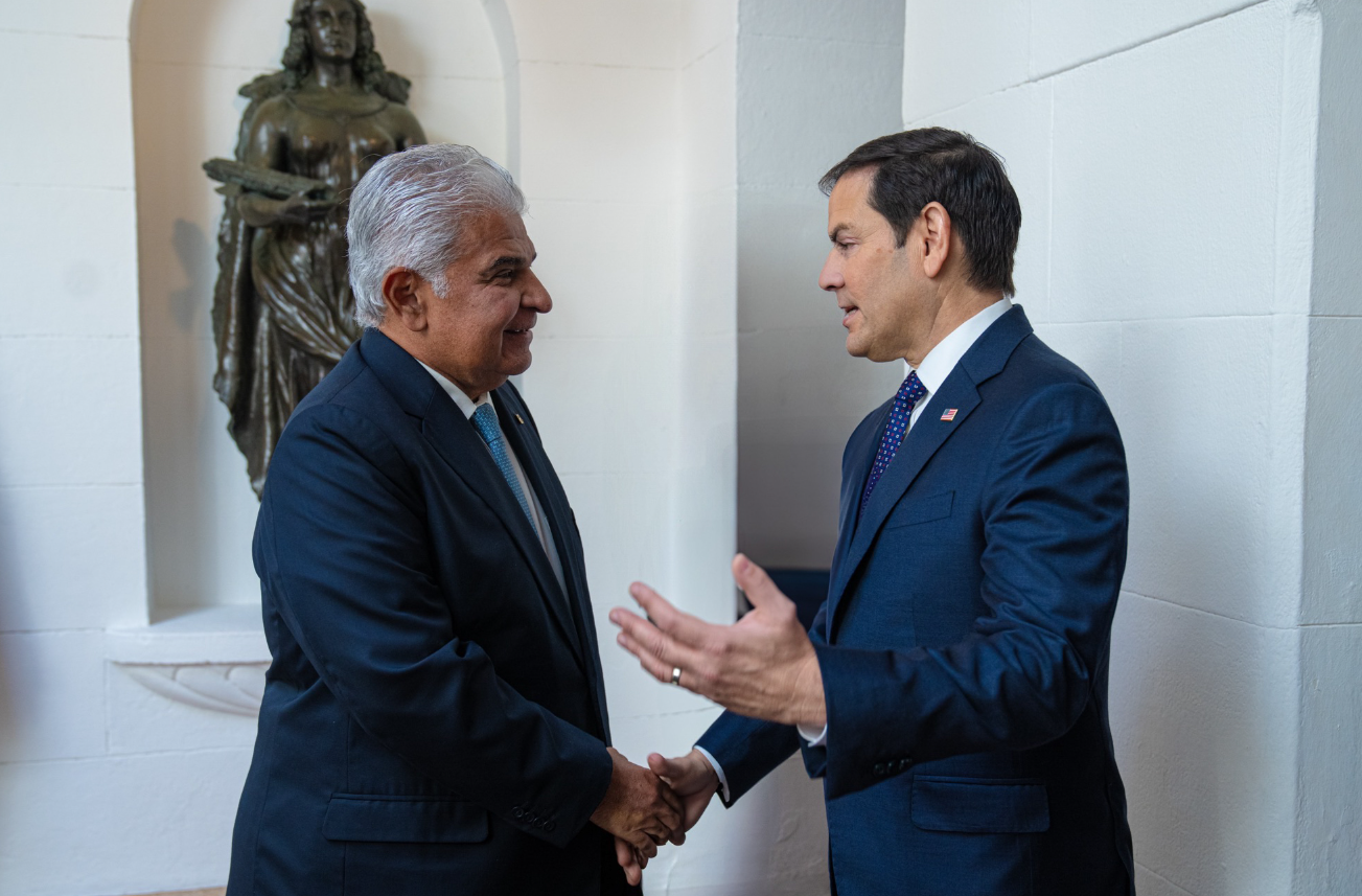 Rubio visit Panama.jpg